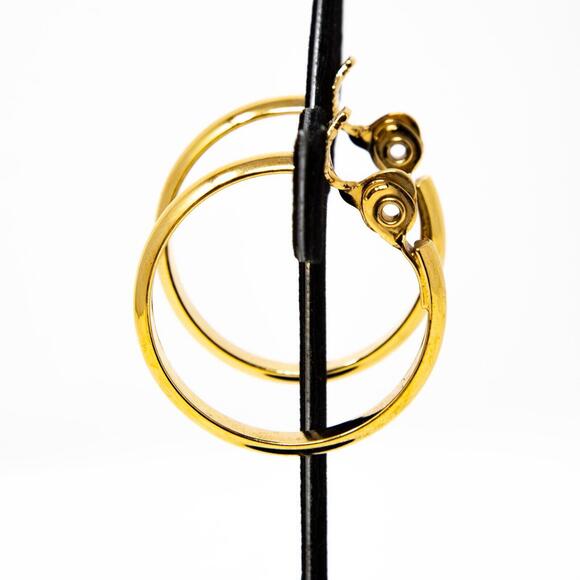 Vintage Signed Monet Classic Hoop Dangle Clip On Earrings Gold Tone 1.25" Wide - Picture 4 of 7